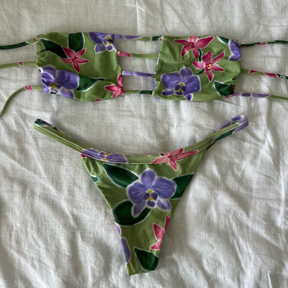 Benoa Garden Isle set